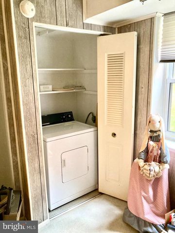 4 DOVER HALL, Dover, DE 19904