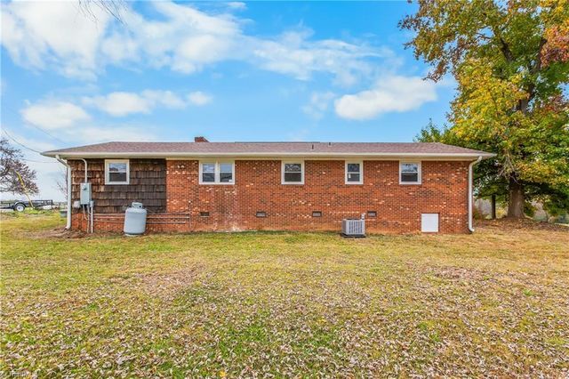 166 Coe Road, Ararat, NC 27007