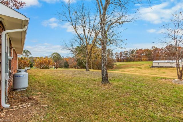 166 Coe Road, Ararat, NC 27007