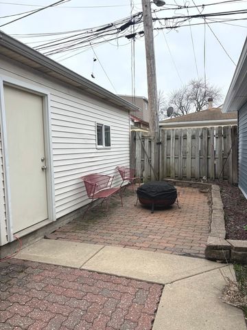 3132 N Lowell Avenue, Chicago, IL 60641