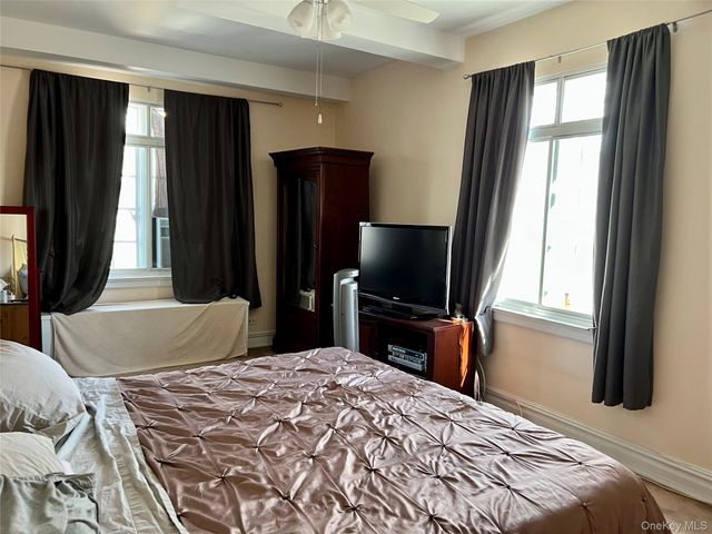 10 Holder Place 2A, Forest Hills, NY 11375