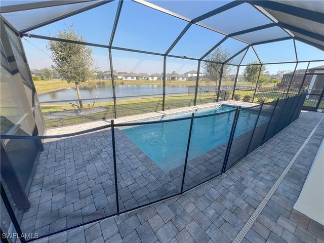 10811 Firebush CIR, North Fort Myers, FL 33917