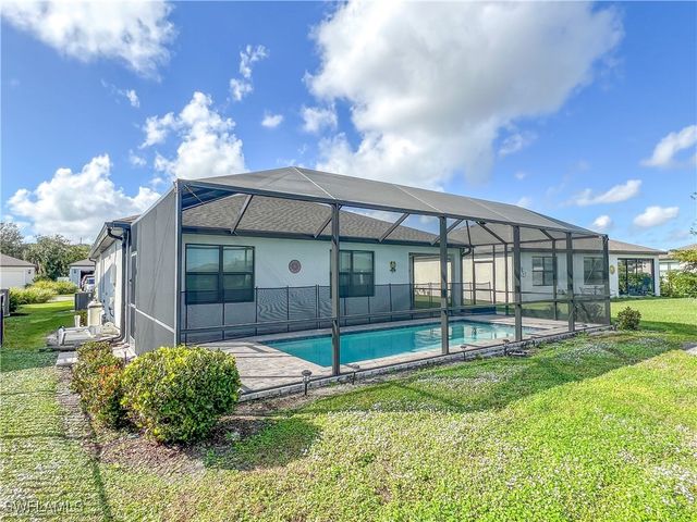 10811 Firebush CIR, North Fort Myers, FL 33917