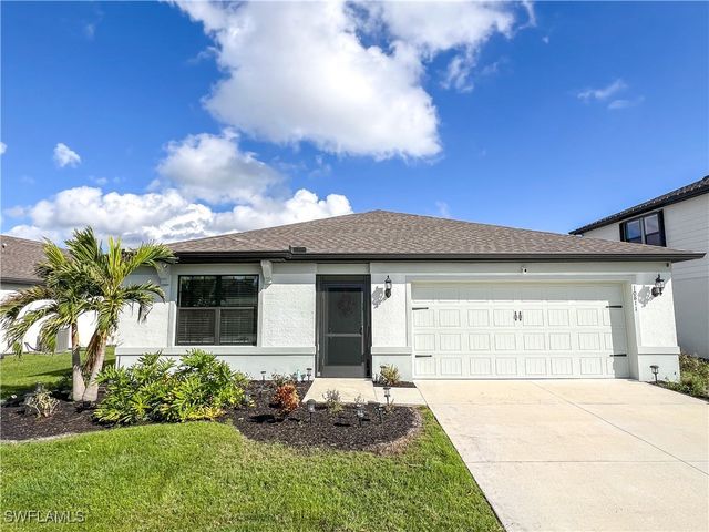 10811 Firebush CIR, North Fort Myers, FL 33917