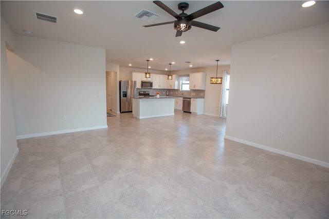 10811 Firebush CIR, North Fort Myers, FL 33917