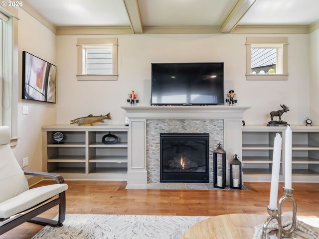 5521 Se STEELE St, Portland, OR 97206