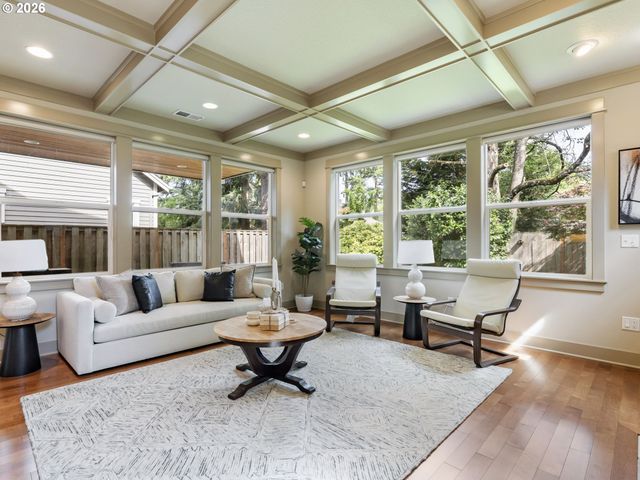 5521 Se STEELE St, Portland, OR 97206