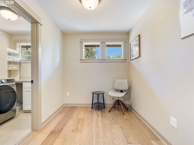 5521 Se STEELE St, Portland, OR 97206
