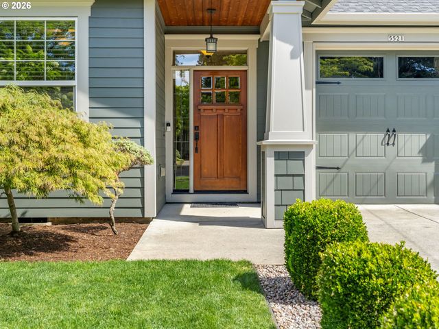 5521 Se STEELE St, Portland, OR 97206