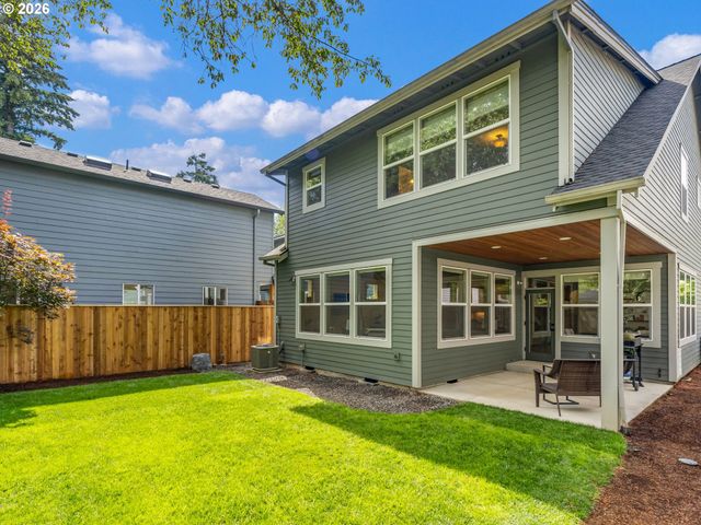 5521 Se STEELE St, Portland, OR 97206