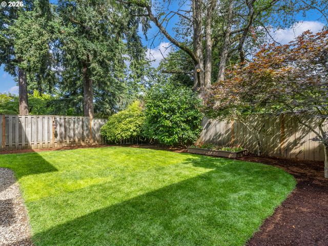 5521 Se STEELE St, Portland, OR 97206