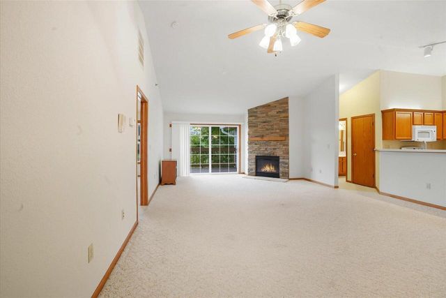 7925 S Scepter DRIVE #7, Franklin, WI 53132