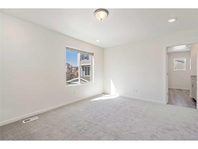 4203 Marblewood Dr, Johnstown, CO 80534