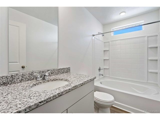 4203 Marblewood Dr, Johnstown, CO 80534