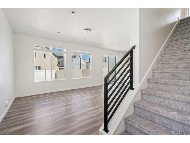 4203 Marblewood Dr, Johnstown, CO 80534