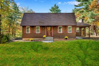 19 James Road, Sterling, MA 01564