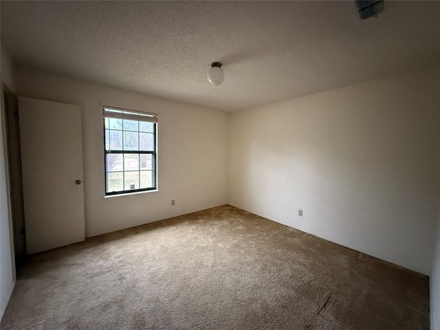 34 Marguerite Drive, Longview, TX 75601