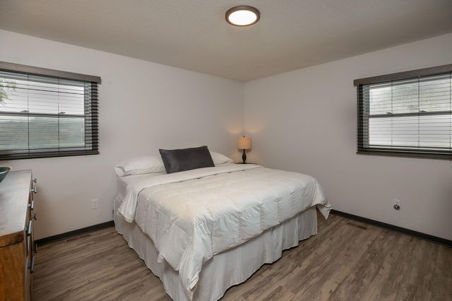 219 Rena Belle Street NW, Eyota, MN 55934