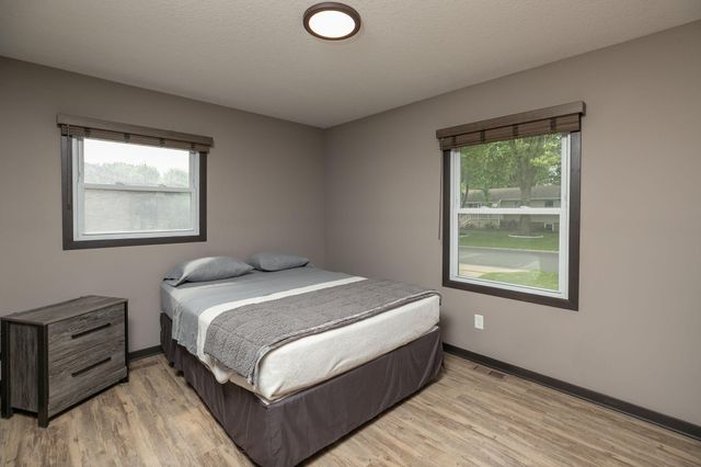 219 Rena Belle Street NW, Eyota, MN 55934