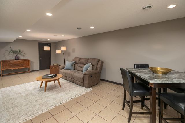 219 Rena Belle Street NW, Eyota, MN 55934