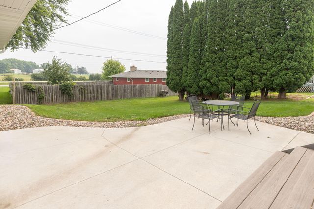 219 Rena Belle Street NW, Eyota, MN 55934