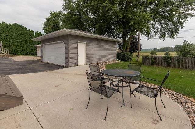 219 Rena Belle Street NW, Eyota, MN 55934