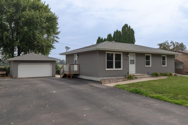 219 Rena Belle Street NW, Eyota, MN 55934