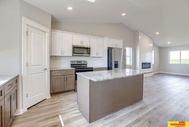 3593 Little Bluestem Road, Fremont, NE 68025