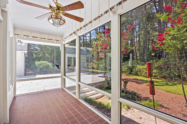 2279 Waverly Rd., Pawleys Island, SC 29585
