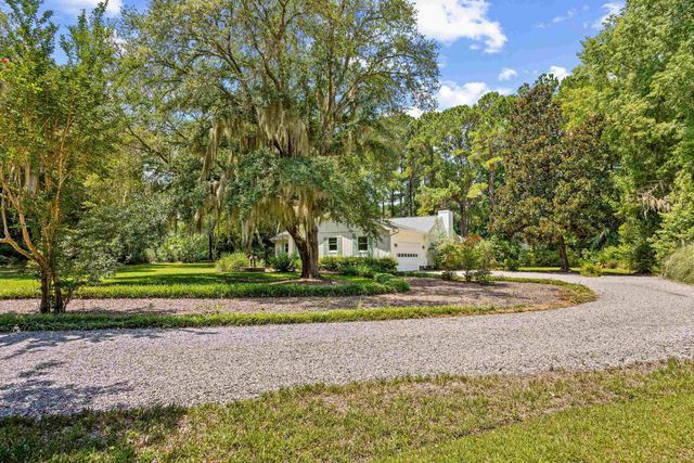 2279 Waverly Rd., Pawleys Island, SC 29585