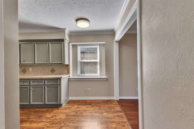 8318 Amurwood Drive, Tomball, TX 77375