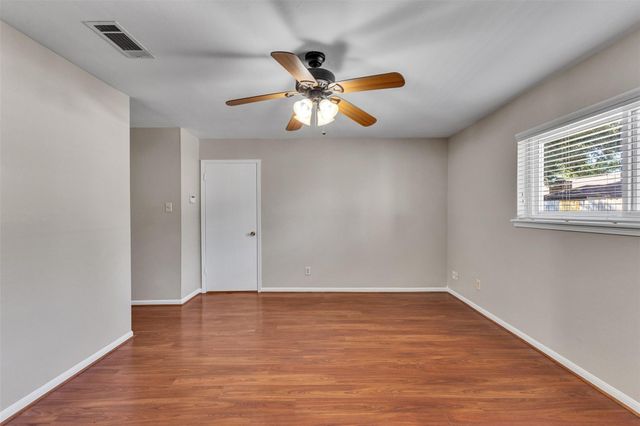 8318 Amurwood Drive, Tomball, TX 77375