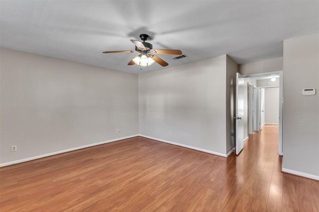 8318 Amurwood Drive, Tomball, TX 77375