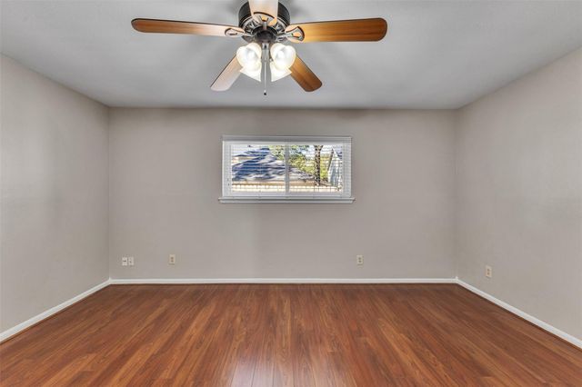 8318 Amurwood Drive, Tomball, TX 77375