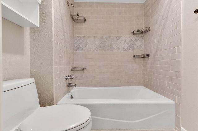 8318 Amurwood Drive, Tomball, TX 77375