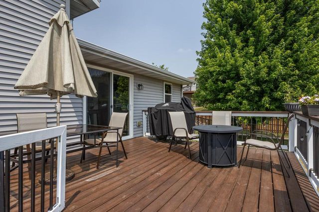 416 Park View Road, Deerfield, WI 53531