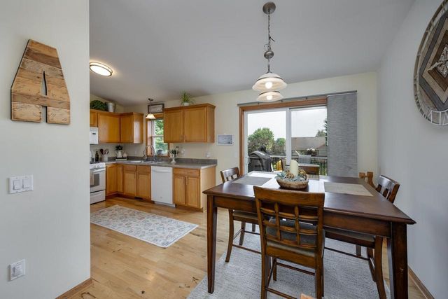 416 Park View Road, Deerfield, WI 53531