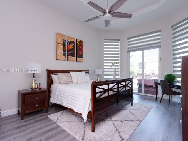 2550 Jardin Mnr, Weston, FL 33327