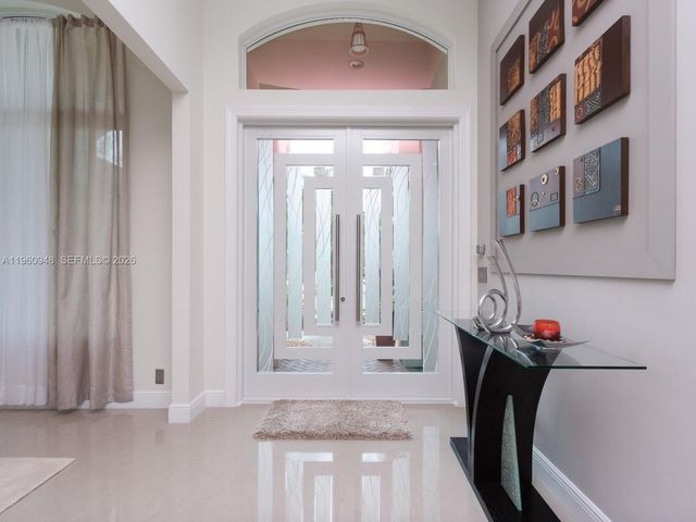 2550 Jardin Mnr, Weston, FL 33327