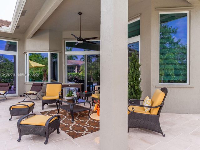 2550 Jardin Mnr, Weston, FL 33327