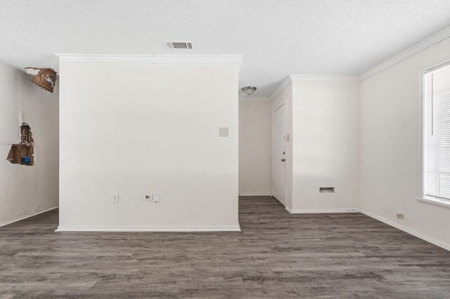 2806 E Atoll Drive, Dallas, TX 75216