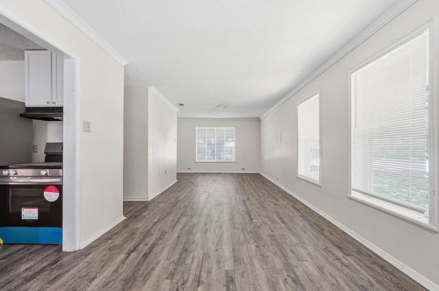 2806 E Atoll Drive, Dallas, TX 75216