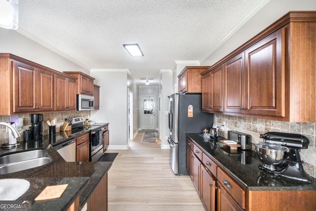 104 Downshire Way, Warner Robins, GA 31088