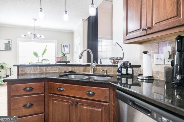 104 Downshire Way, Warner Robins, GA 31088