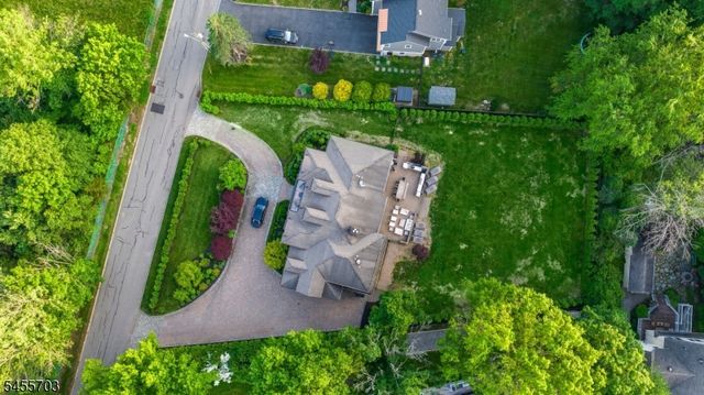 129 Braidburn Rd, Florham Park Boro, NJ 07932