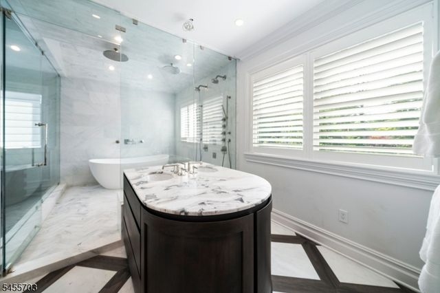 129 Braidburn Rd, Florham Park Boro, NJ 07932