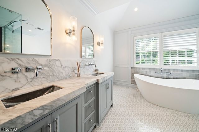 129 Braidburn Rd, Florham Park Boro, NJ 07932