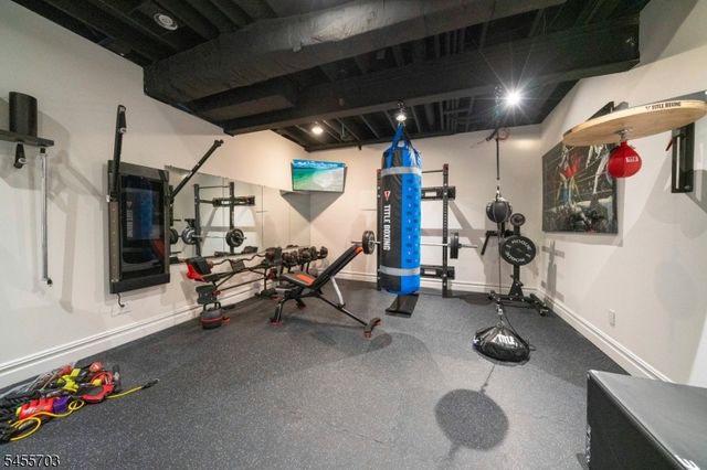 129 Braidburn Rd, Florham Park Boro, NJ 07932