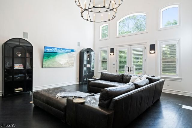 129 Braidburn Rd, Florham Park Boro, NJ 07932