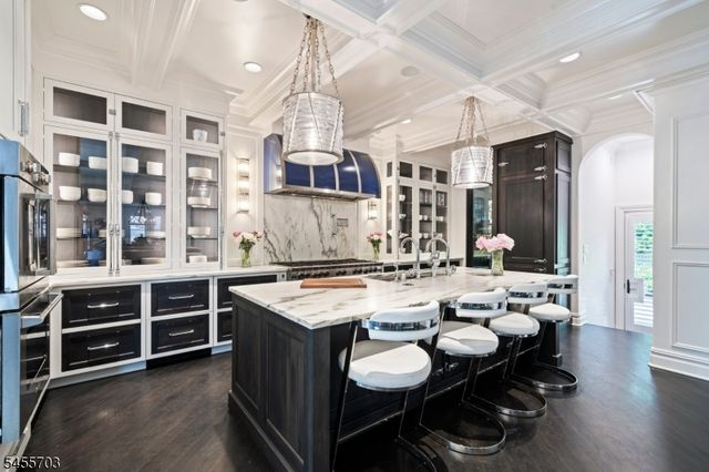 129 Braidburn Rd, Florham Park Boro, NJ 07932